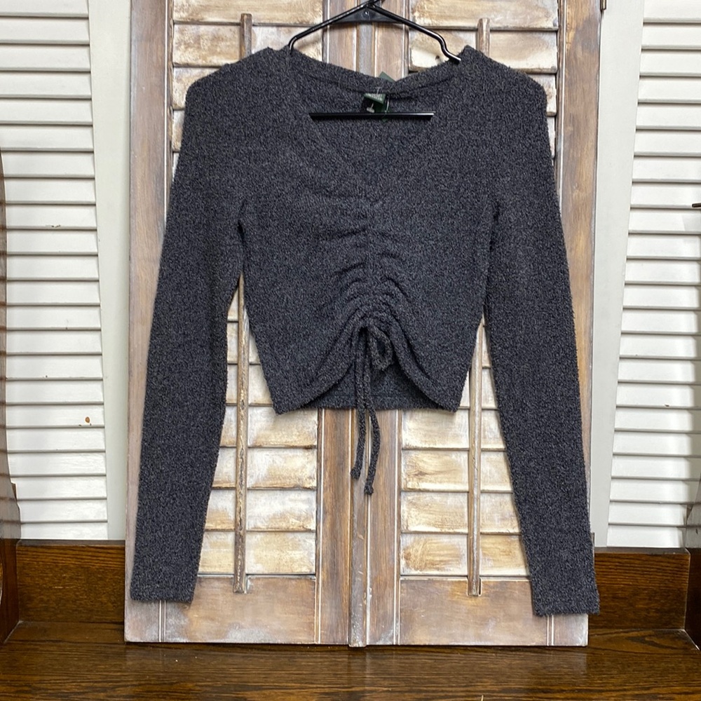 Wild fable long sleeve crop top. Size XS.